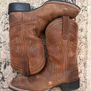 Ariat Brown and Red Western Cowboy Boots Men’s 7.5